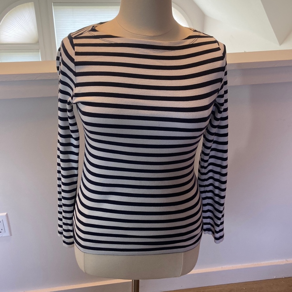 GAP navy/ white striped long sleeve T